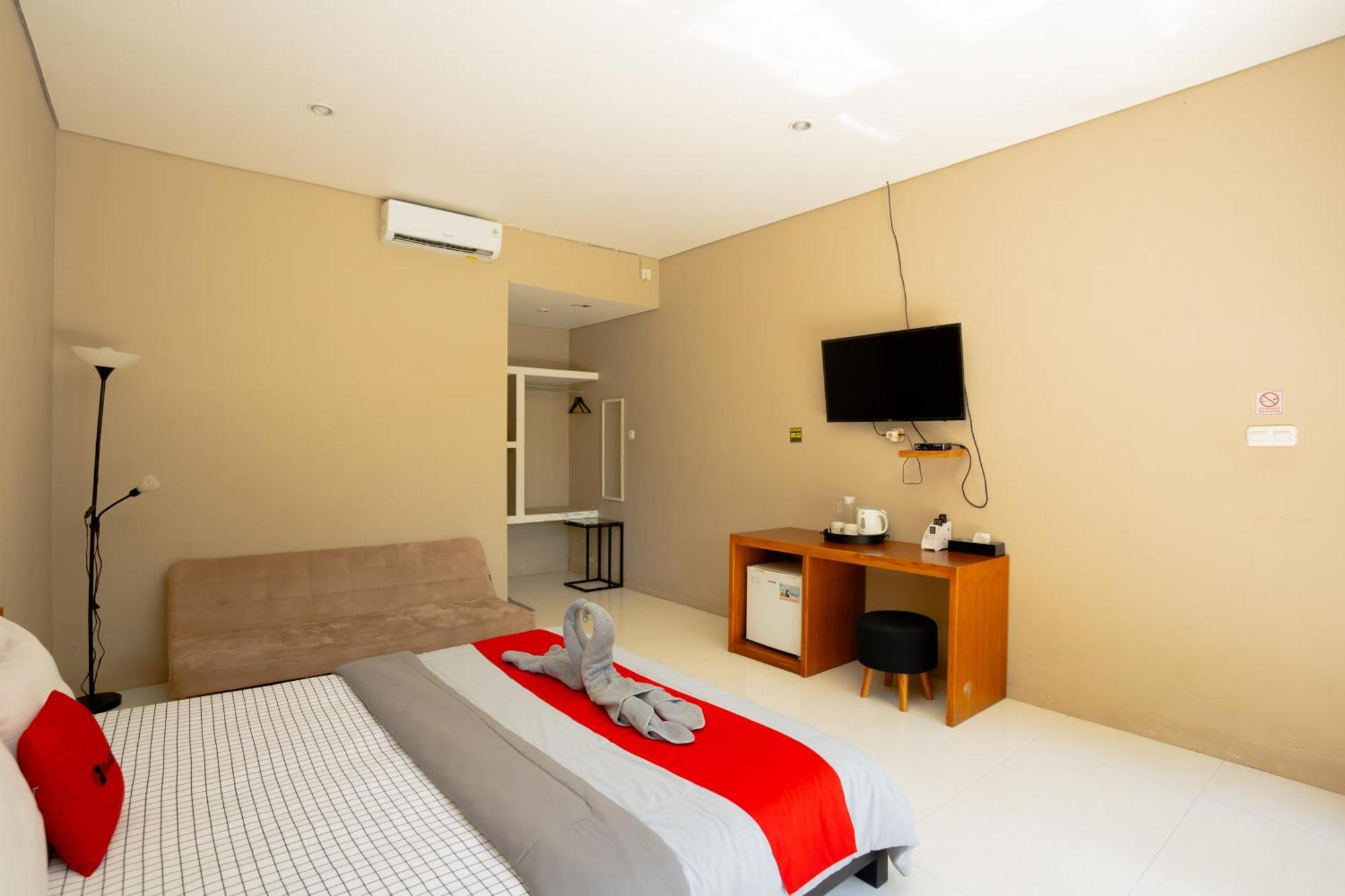 Reddoorz Syariah Near Lombok Epicentrum Mall Mataram Exterior photo